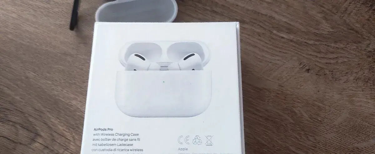 Sluchátka Apple AirPods Pro