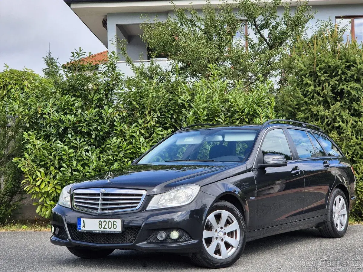 Mercedes-Benz C – 2012, 210 000 km
