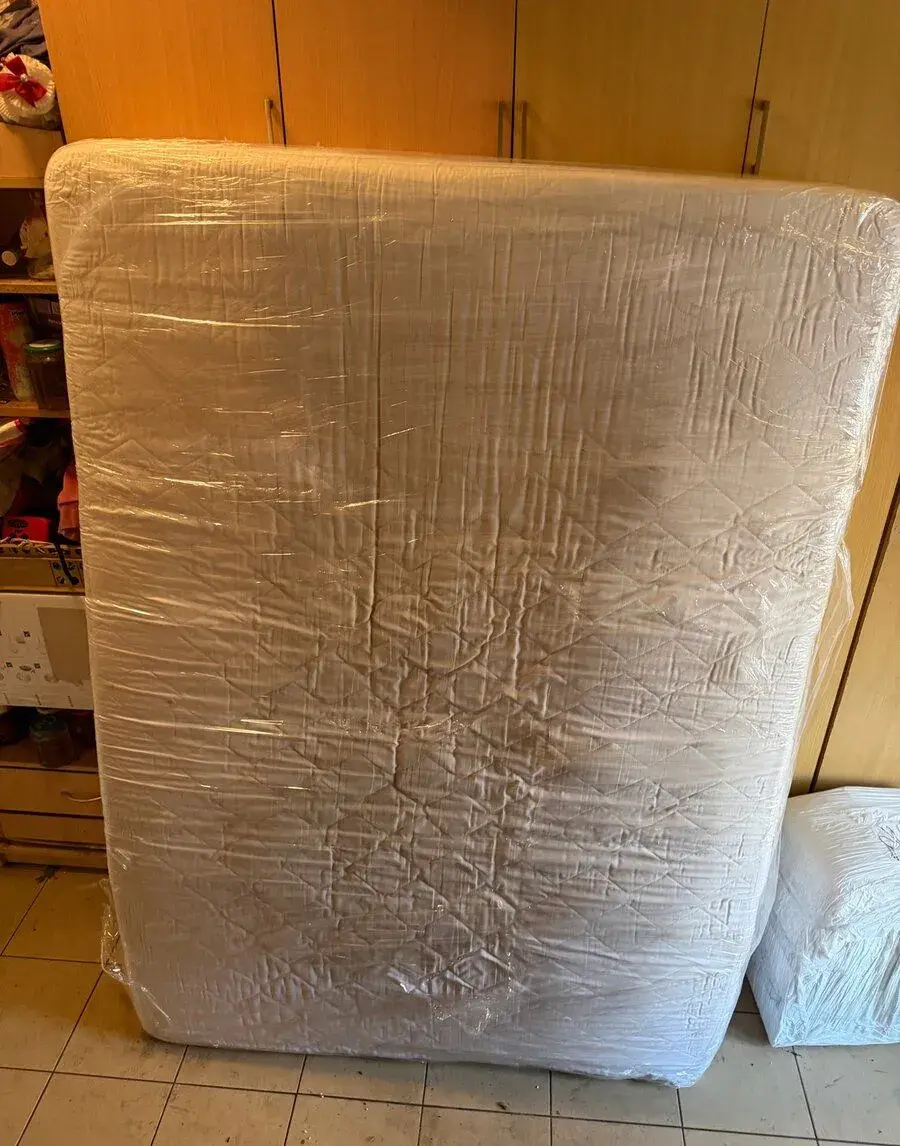 Matraci 140 × 200 cm