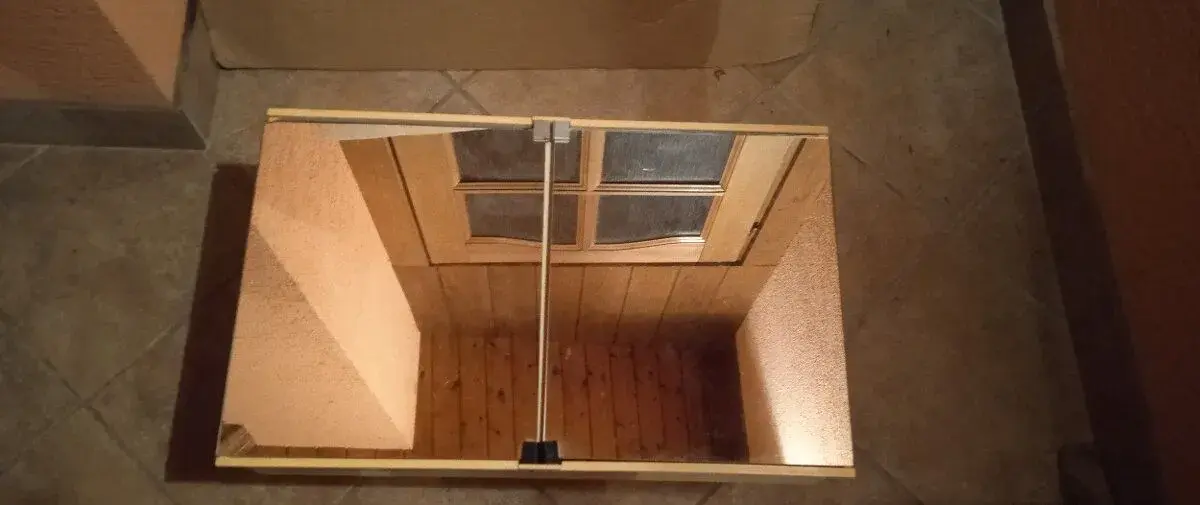 Koupelnovou skříňku