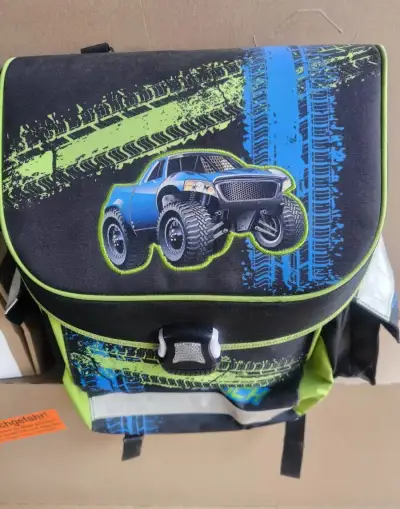 Školní aktovka Karton P+P řady Premium