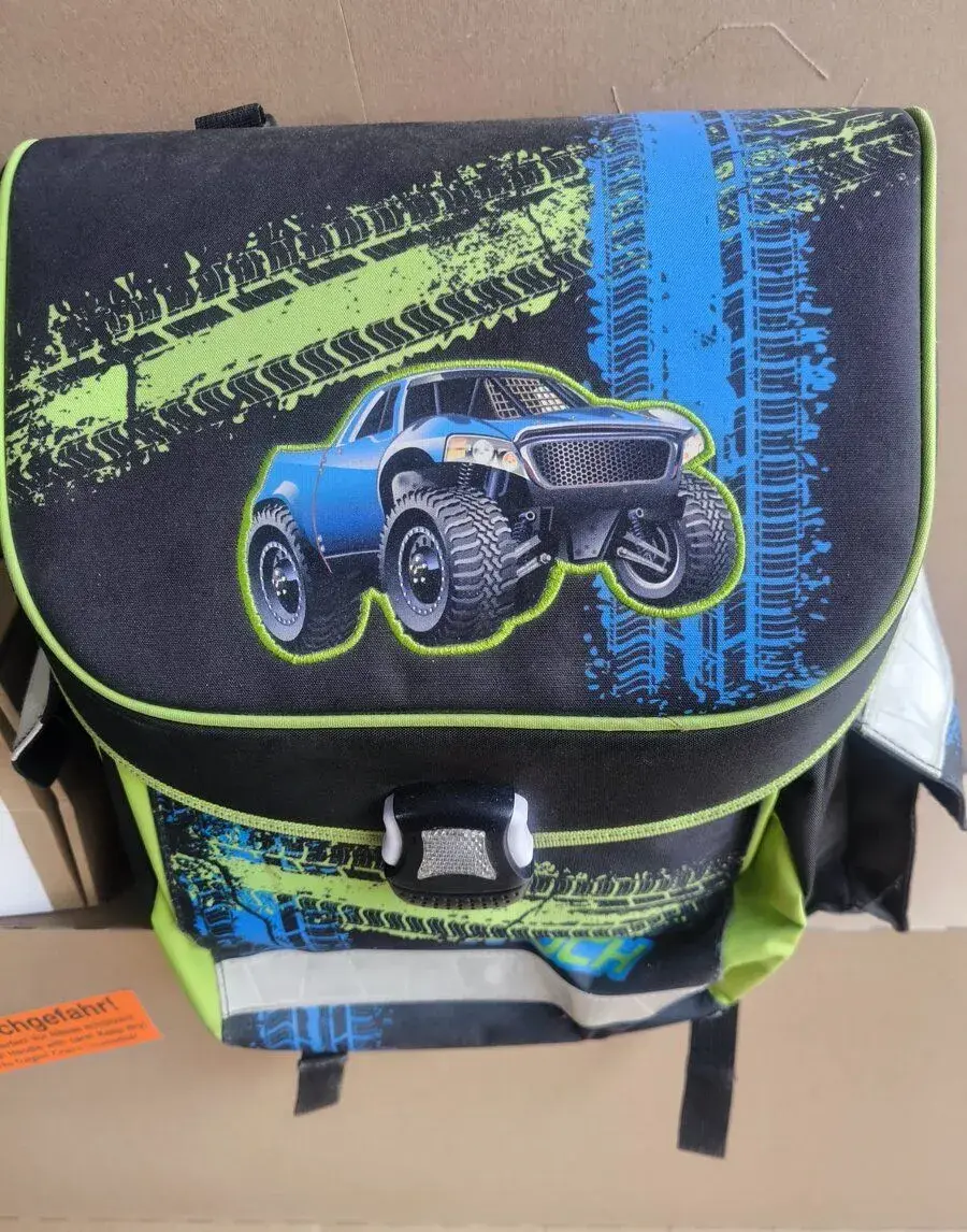 Školní aktovka Karton P+P řady Premium