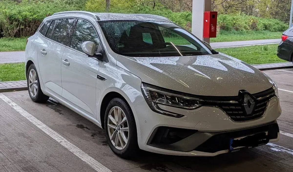 Renault Mégane – 2022, 100 000 km