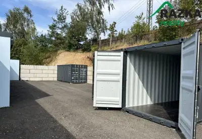 Pronájem skladových prostorů v oploceném areálu -...