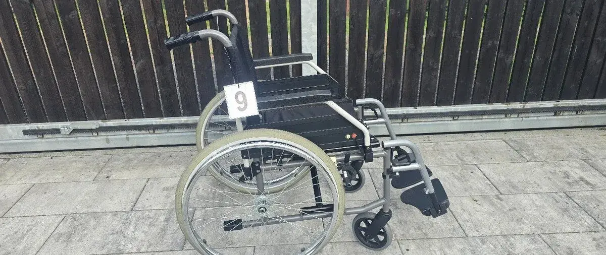 Invalidní vozík B+B