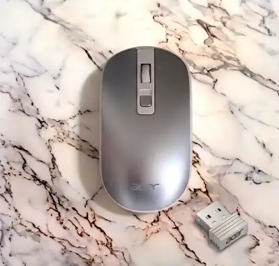 Acer Ultra tenká bezdrátová myš, přenosná 2,4GHz (nepoužité)