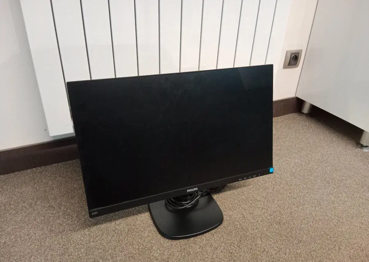 Monitor 24" Philips 243V7Q