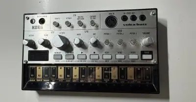 Korg Volca Bass