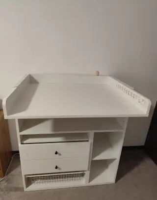 IKEA Přebalovací pult / psací stůl