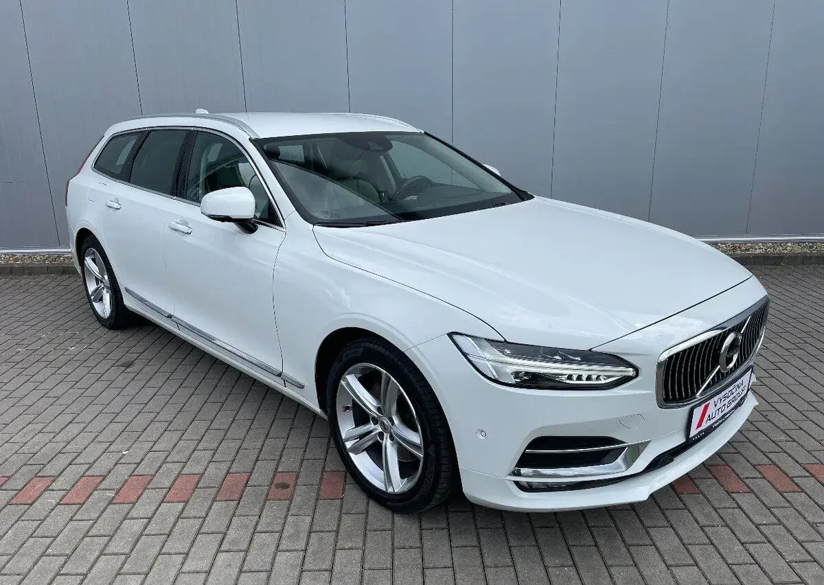 Volvo V90