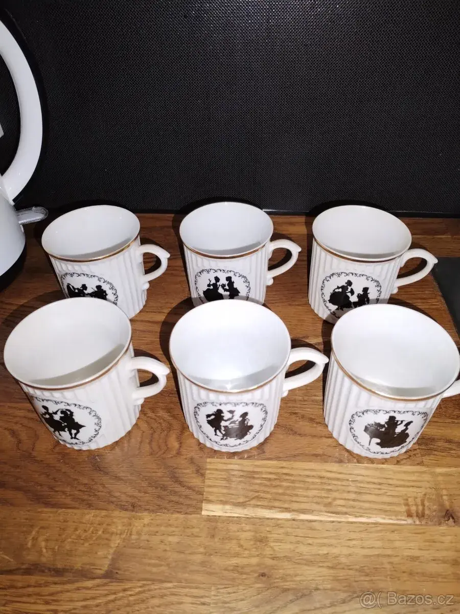Hrnečky 6 kusů.