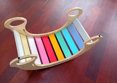 houpačka a puzzle kobereček