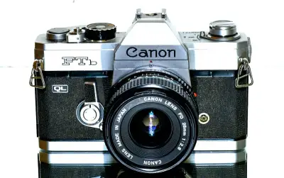 Canon FTb QL + Canon FD 2,8/28mm STAV