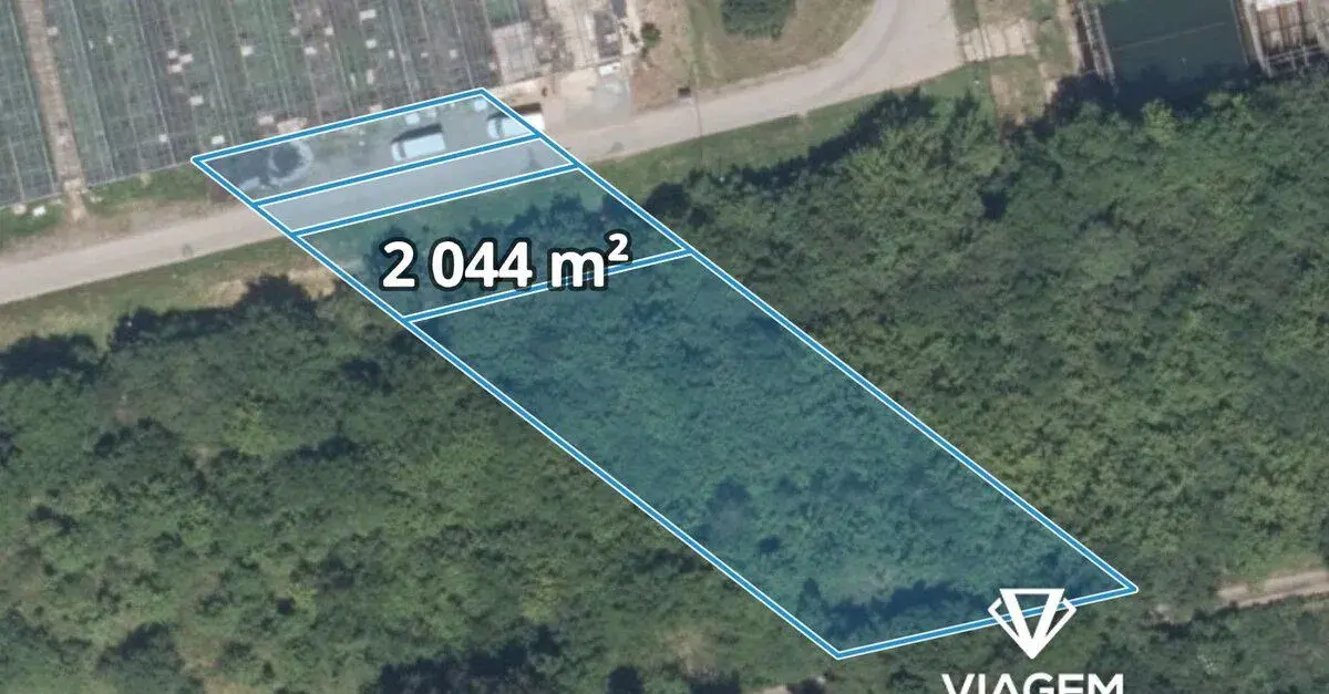 Spekulační - komerční a ostatní 2 044 m²
