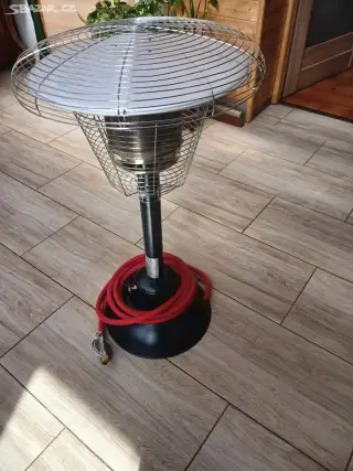 Plynové stolní zahradní topidlo