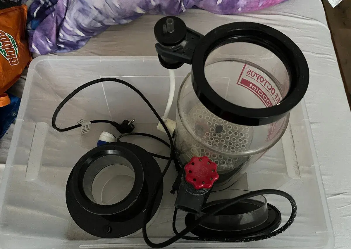 Odpěňovač Reef Octopus SSS-2000INT