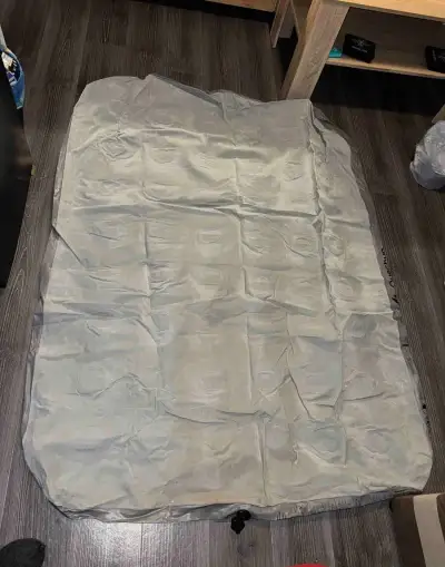 Kempingová nafukovací matrace Air Basic 140 cm (2 osoby)