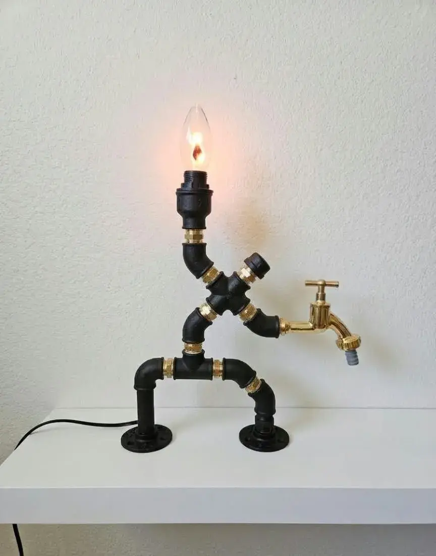 Industriální lampa