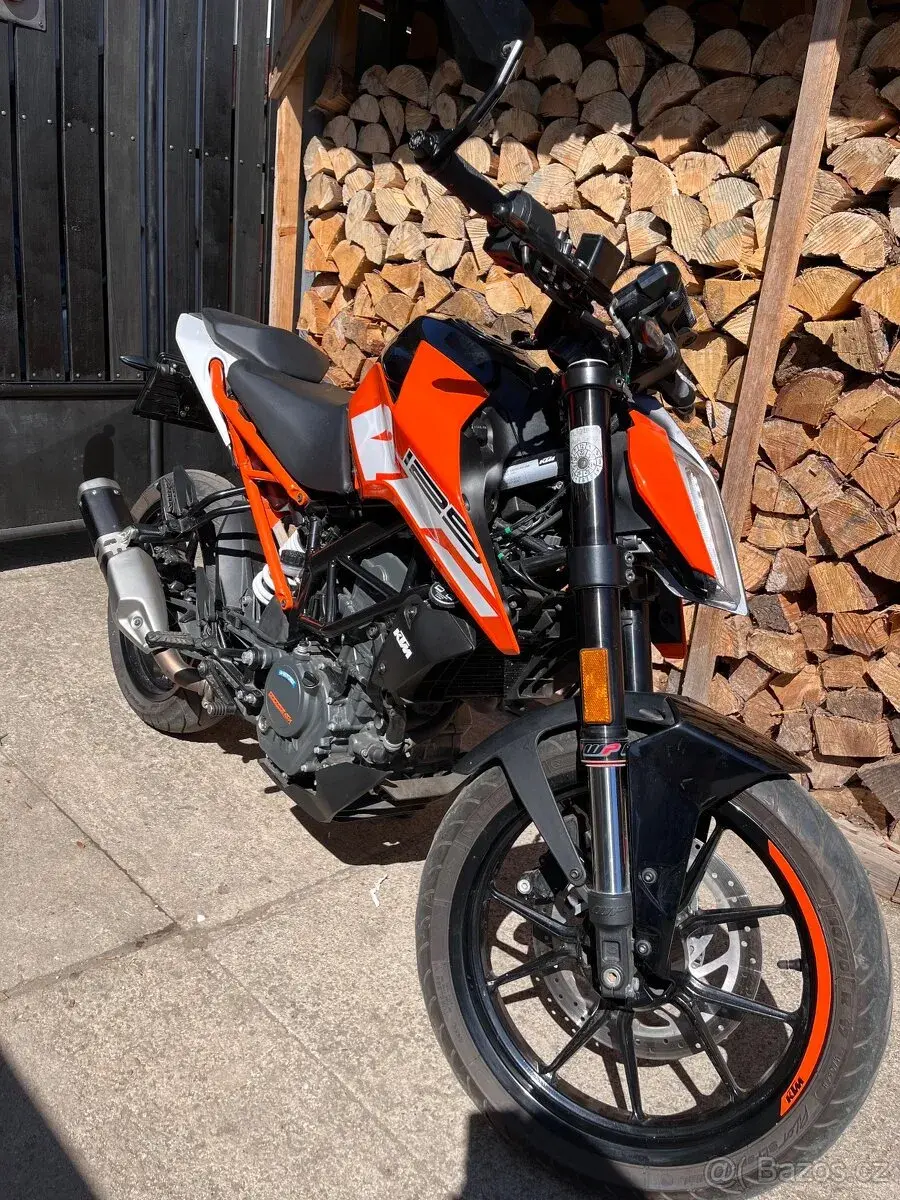 KTM Duke 125