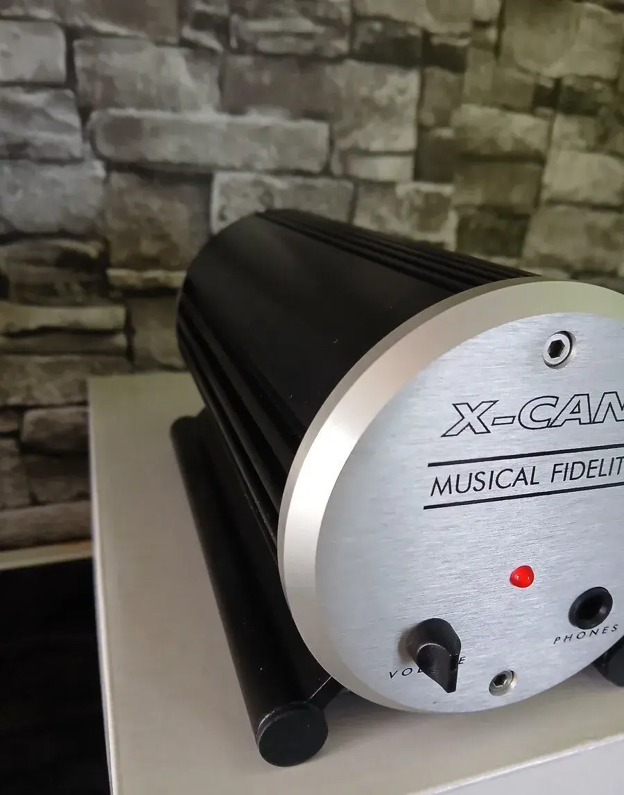🇬🇧 MUSICAL FIDELITY X-CAN V2 🎧 SLUCHÁTKOVÝ ZESILOVAČ