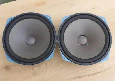 Reproduktory TESLA ARN 664