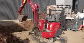 Půjčím minibagr Yanmar a minidempr.