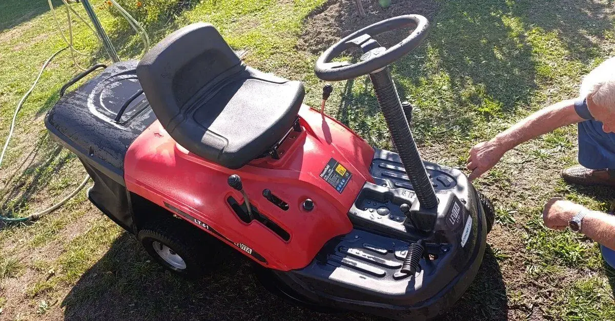 Raider Levita LT 61, benzínový