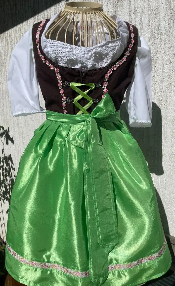 Dámské dirndl šaty selský styl vel. 36