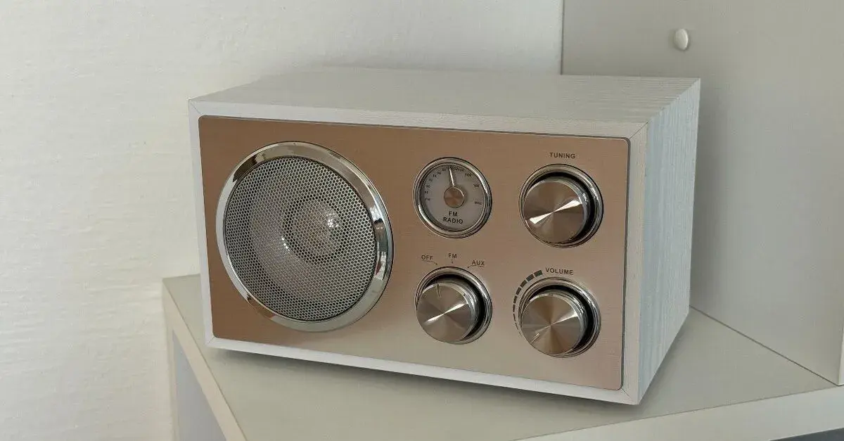 Rádio v retro stylu