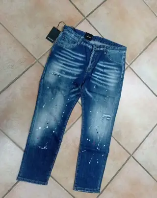 NOVÉ džíny Dsquared2 - 52 (L)