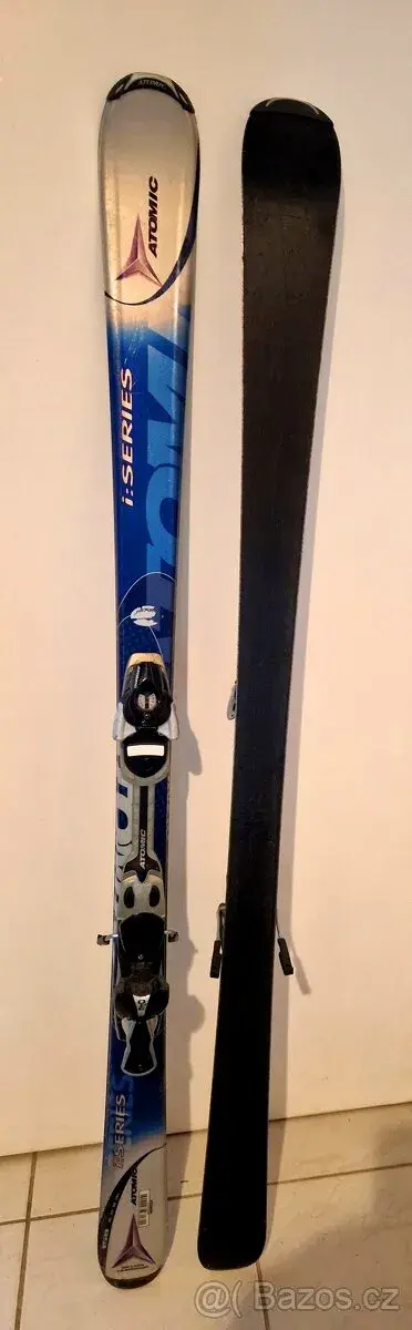 Carvingové lyže Atomic 158 cm