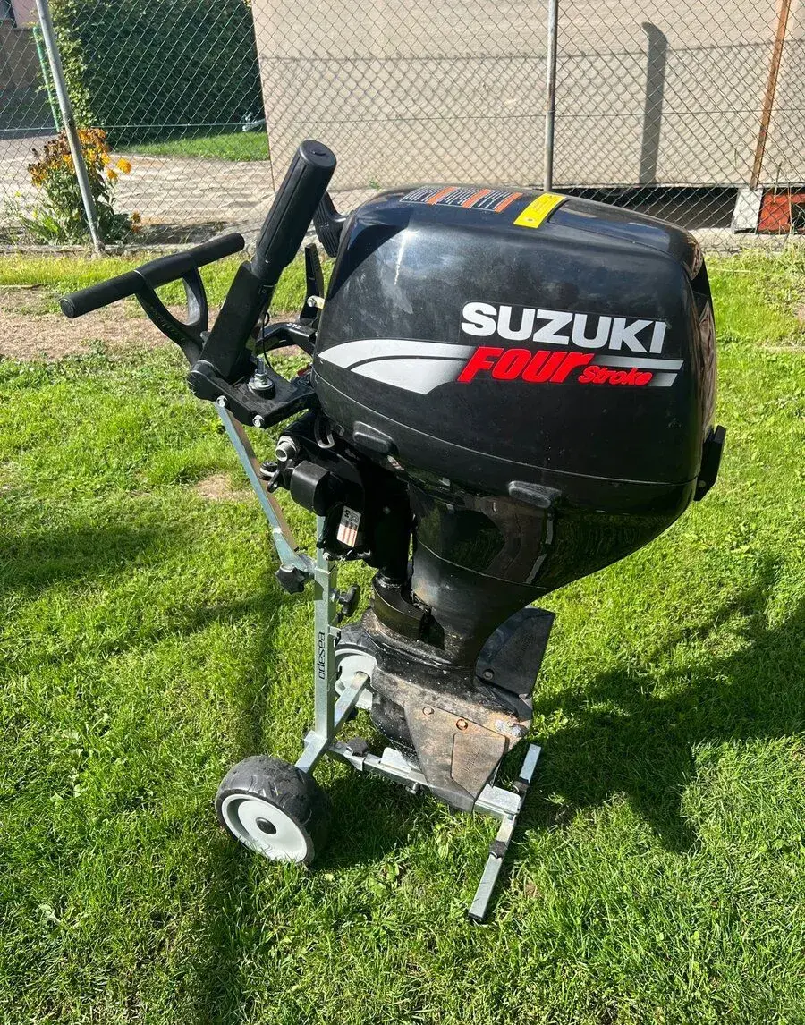 Lodní Motor Suzuki 15HP