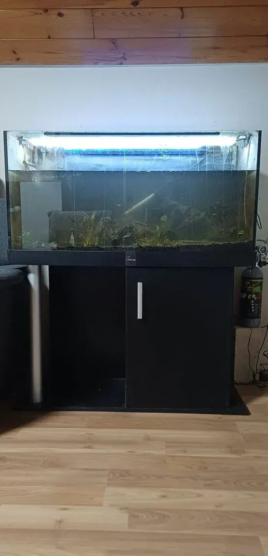 Akvarijní set 200L