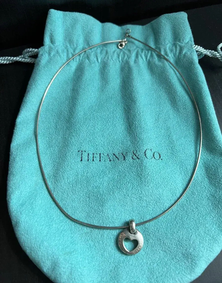 stříbrný náhrdelník Tiffany & Co. se srdíčkem