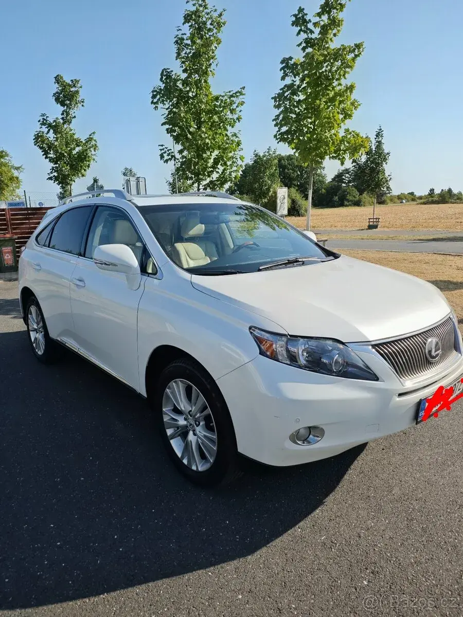 Lexus RX – 2012, 110 000 km