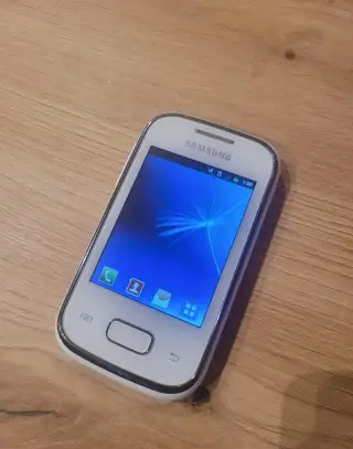Samsung GT-S5300