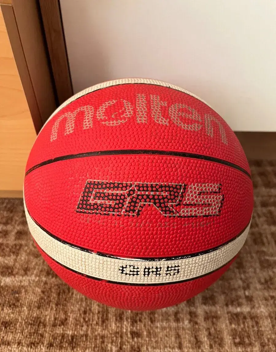 Basketbalový míč vel. 5
