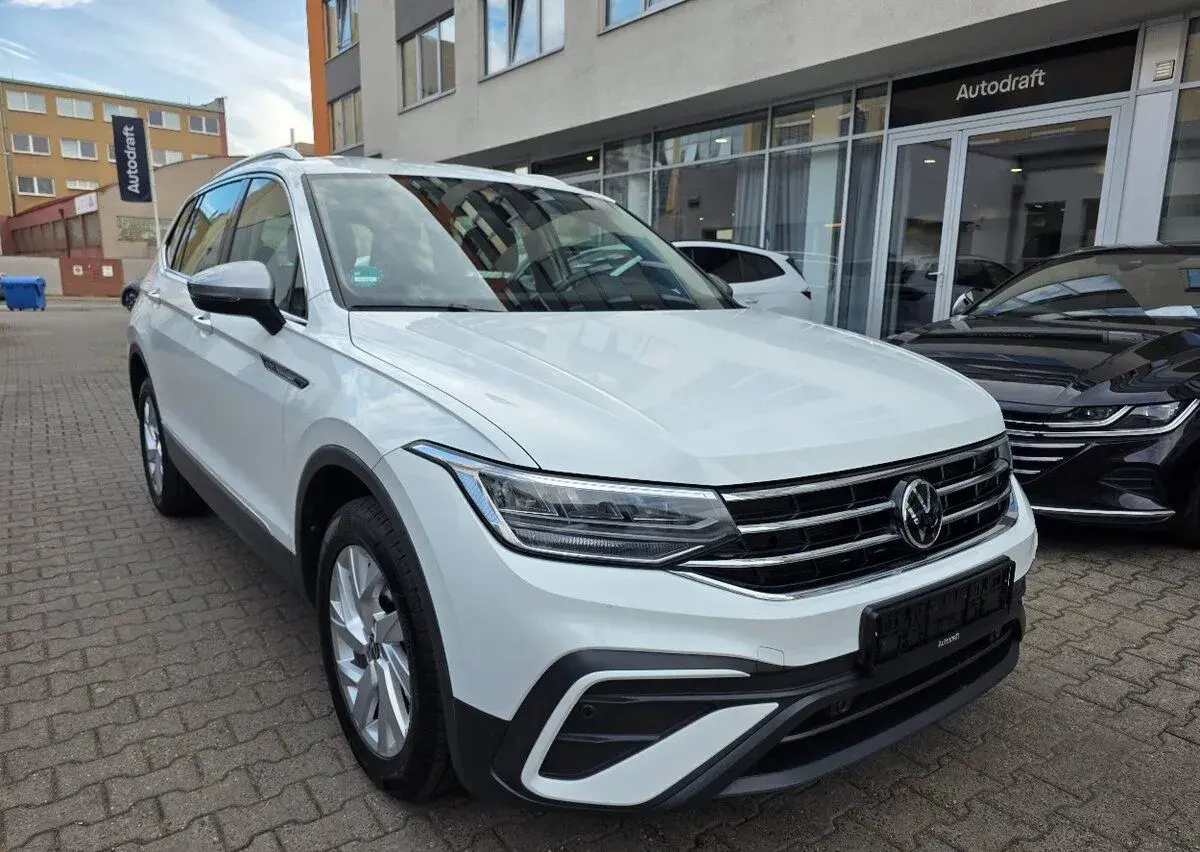 Volkswagen Tiguan – 2023, 120 664 km