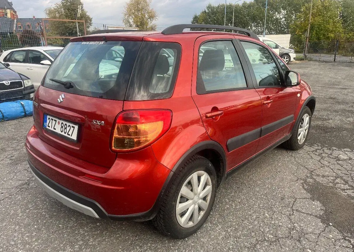 Suzuki SX-4 – 2011, 85 000 km
