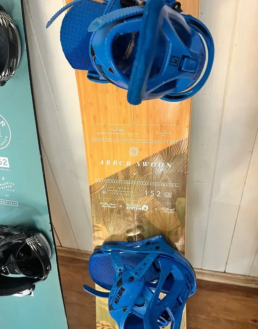 Dámský snowboard set Arbor Swoon Rocker152cm