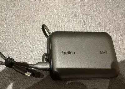 Powerbanka Belkin 10k s displejem