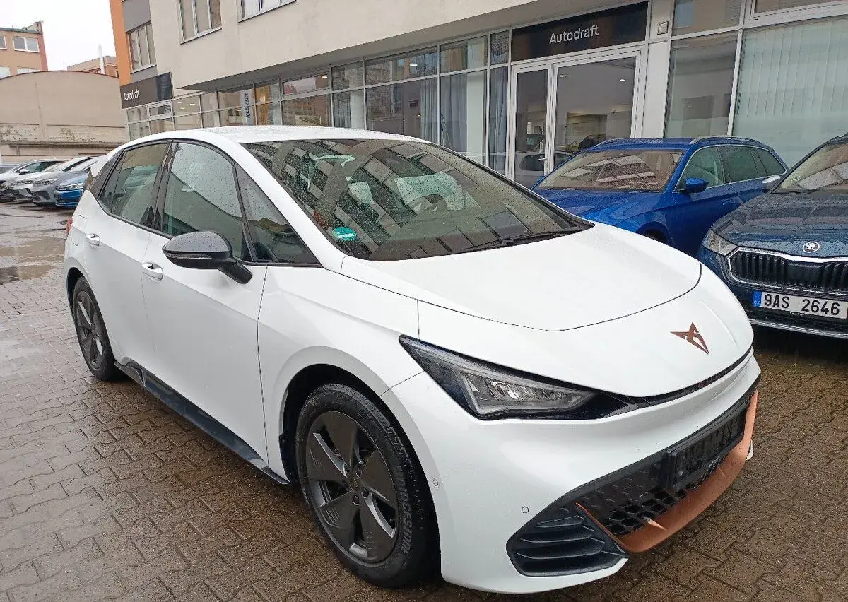 Cupra Born – 2023, 104 304 km