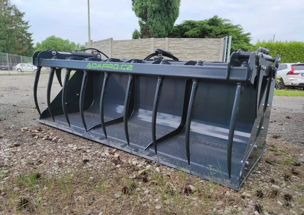 Lopata s přidržovačem velikost M, šíře 220cm, euro uchycení