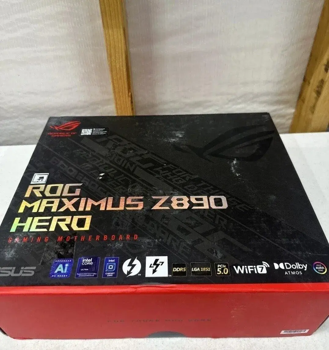 Asus ROG MAXIMUS Z890 HERO