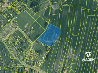 Investiční pozemek 8 189 m², Podíl 50 % o výměře 4 095 m²