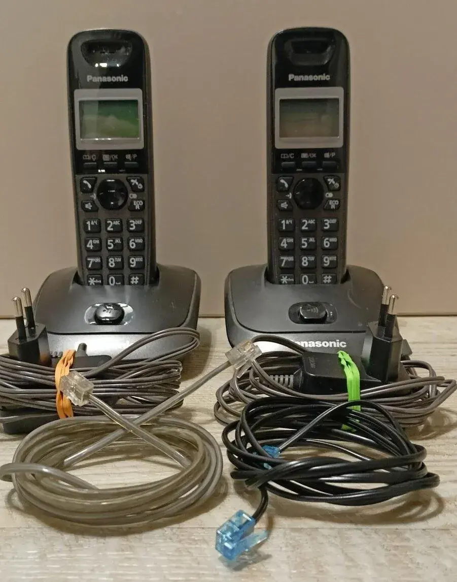Telefon Panasonic KX-TG2511FX