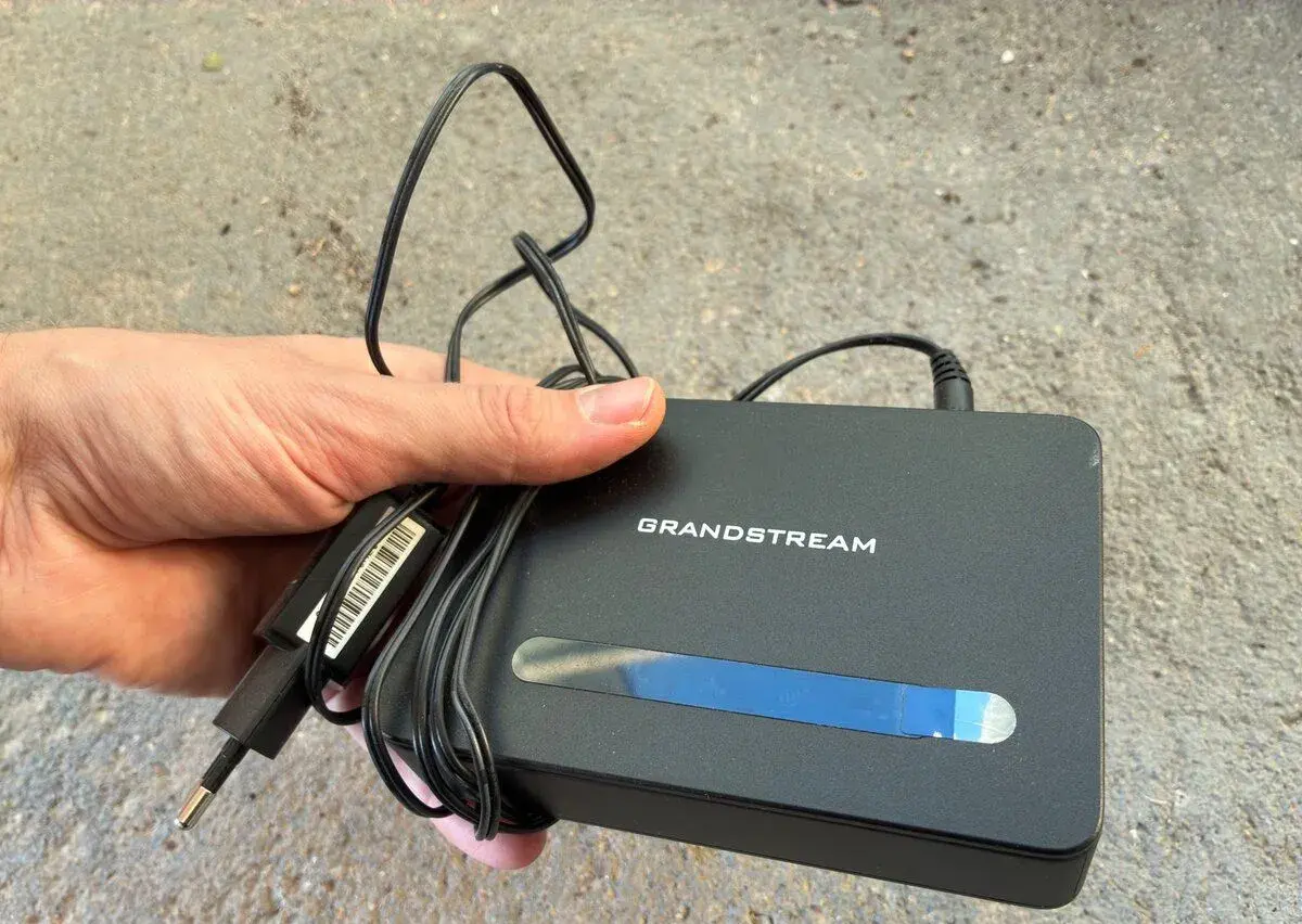 IP brána Grandstream HT812