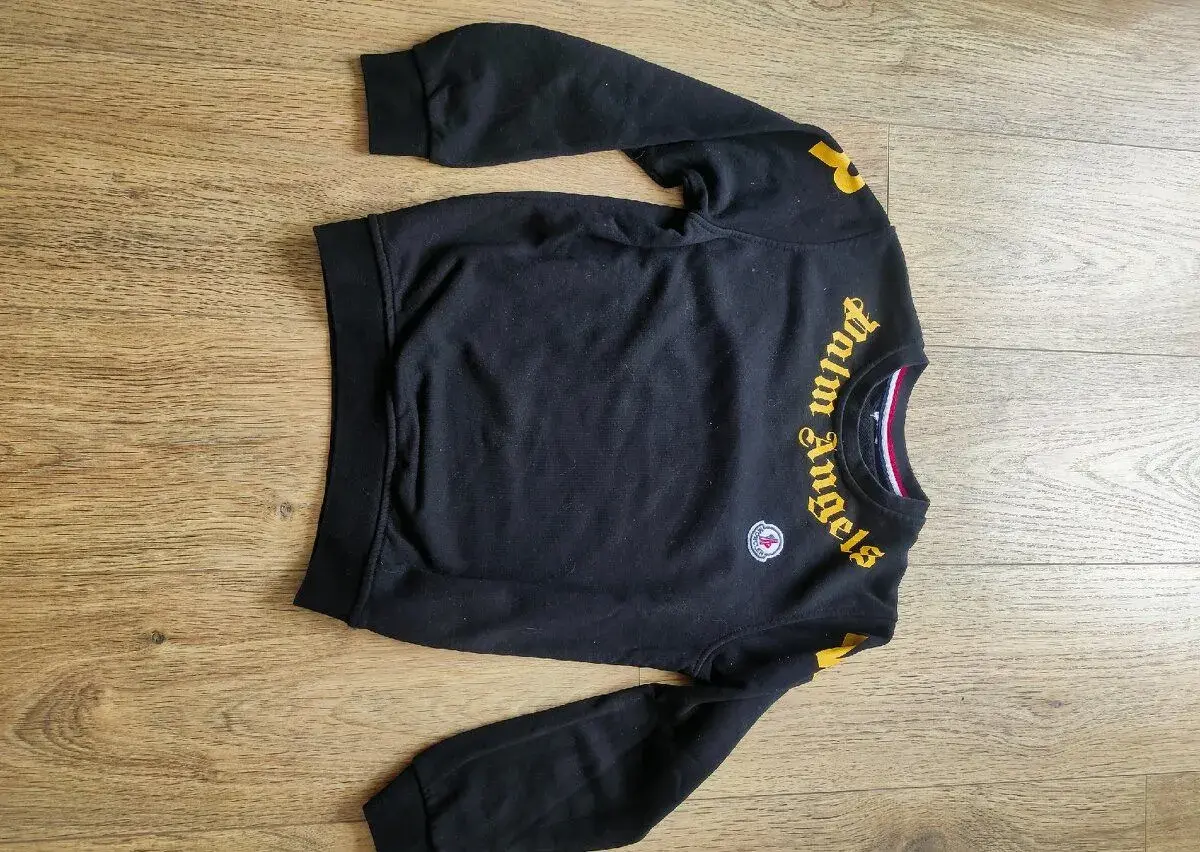 Krásná mikina Moncler 10-11 let