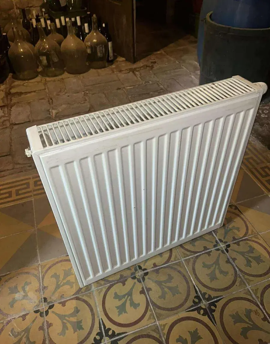 Deskový radiátor RADIK VK 22