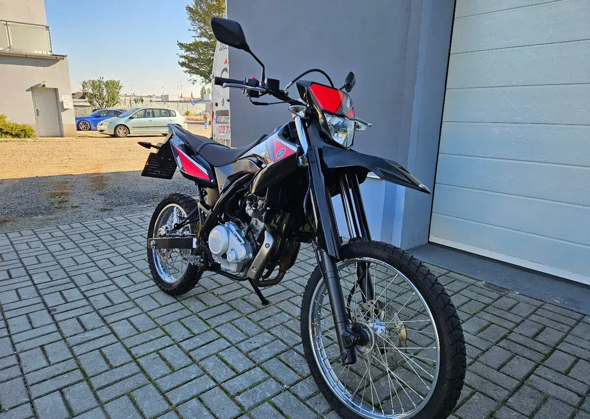 Yamaha WR 125R